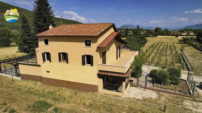 Image No.4-6 Bed Country House for sale