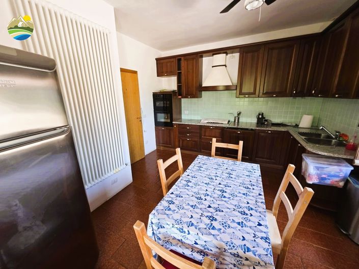 Image No.33-6 Bed Country House for sale