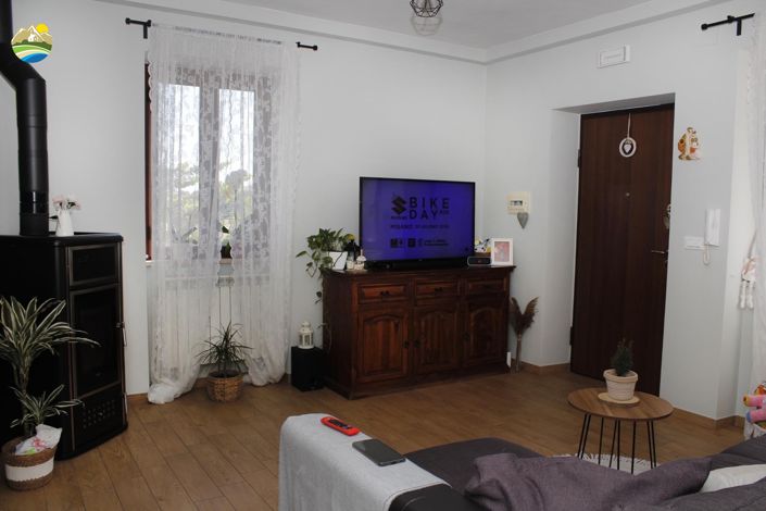 Image No.12-3 Bed Country House for sale
