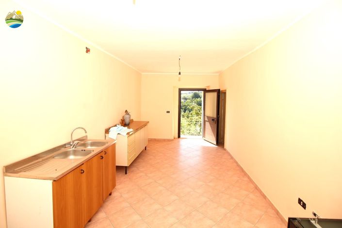 Image No.15-3 Bed Country House for sale