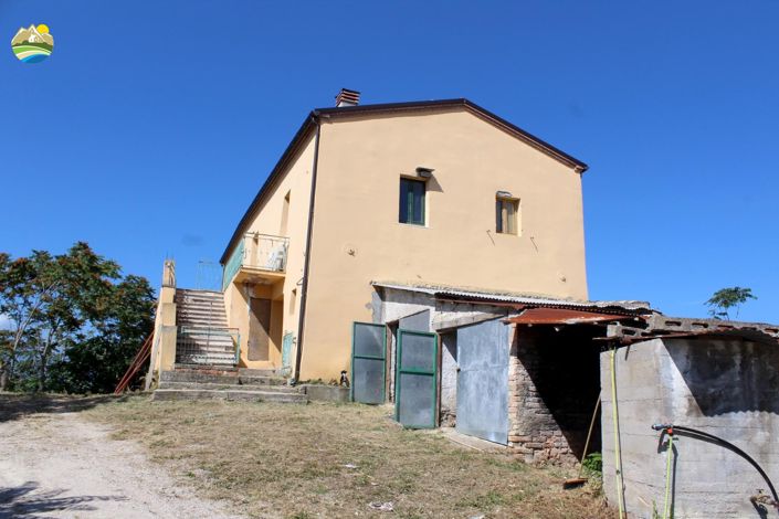 Image No.4-3 Bed Country House for sale