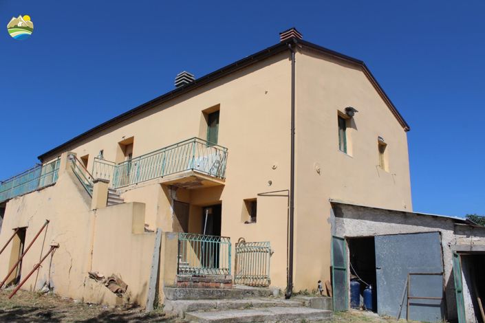Image No.5-3 Bed Country House for sale