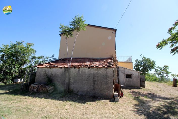 Image No.7-3 Bed Country House for sale