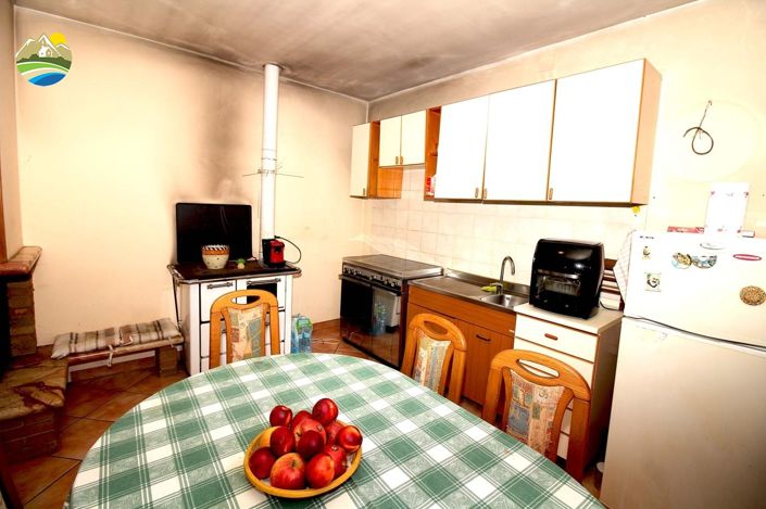 Image No.11-2 Bed Country House for sale
