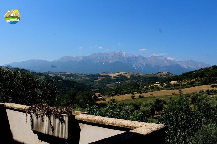 Image No.4-2 Bed Country House for sale