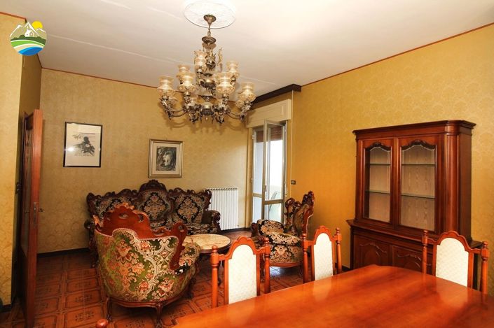 Image No.12-3 Bed Apartment for sale