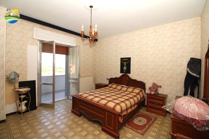 Image No.28-3 Bed Apartment for sale