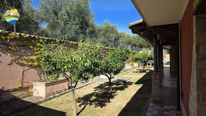 Image No.11-3 Bed Villa for sale