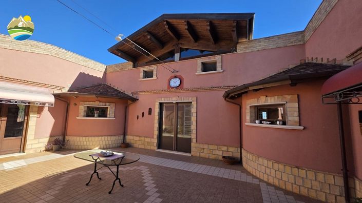 Image No.13-3 Bed Villa for sale