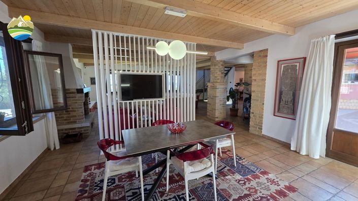 Image No.17-3 Bed Villa for sale
