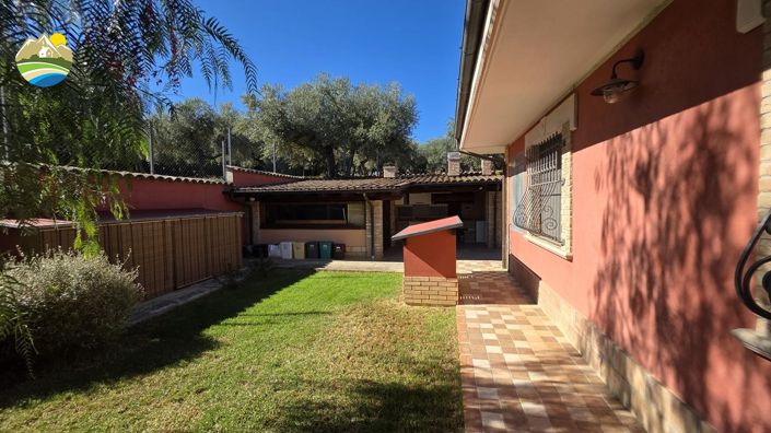 Image No.41-3 Bed Villa for sale