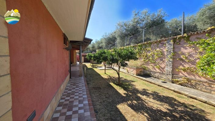 Image No.8-3 Bed Villa for sale