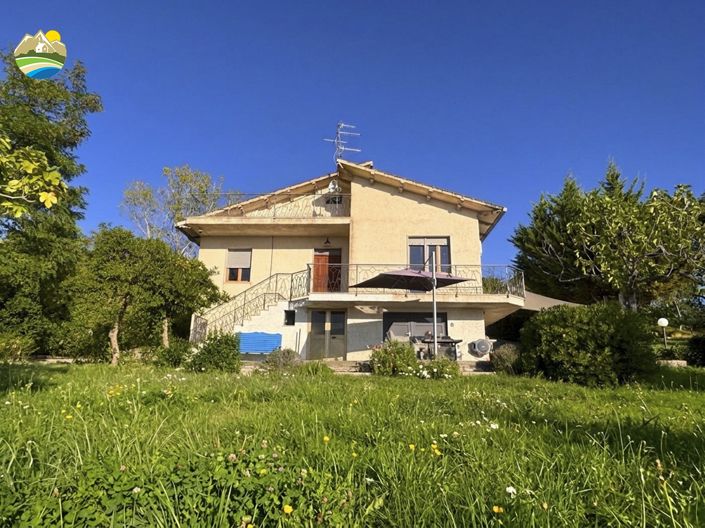 Image No.9-2 Bed Country House for sale
