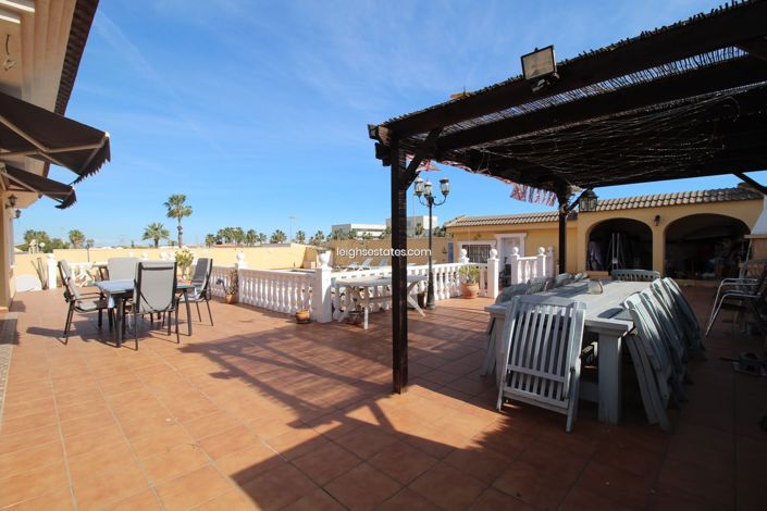 Image No.33-6 Bed Villa for sale