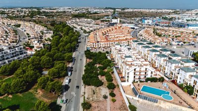 328apartmentforsaleinlazenia071026093617dji20