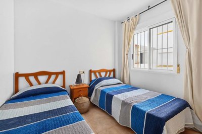 328apartmentforsaleinlazenia071026093616dscf3