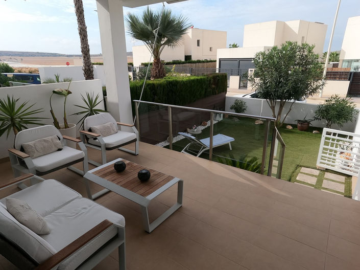 Image No.27-2 Bed Apartment for sale