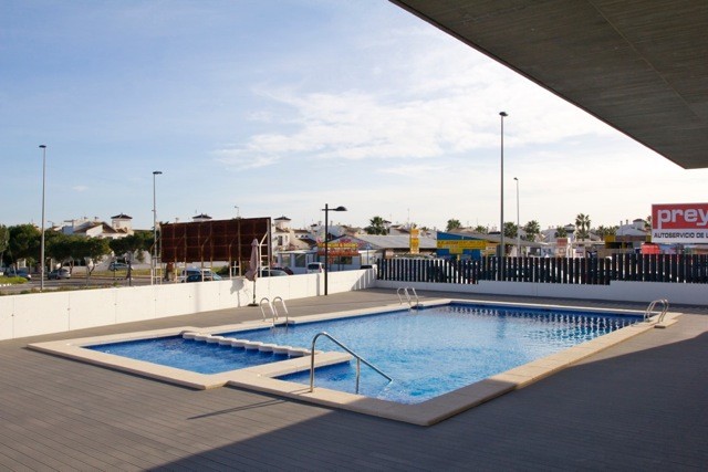 Image No.15-2 Bed Apartment for sale