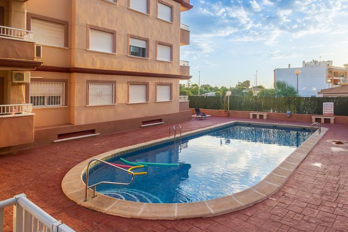 Image No.21-2 Bed Apartment for sale