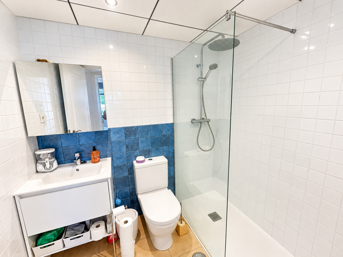 Image No.23-2 Bed Apartment for sale