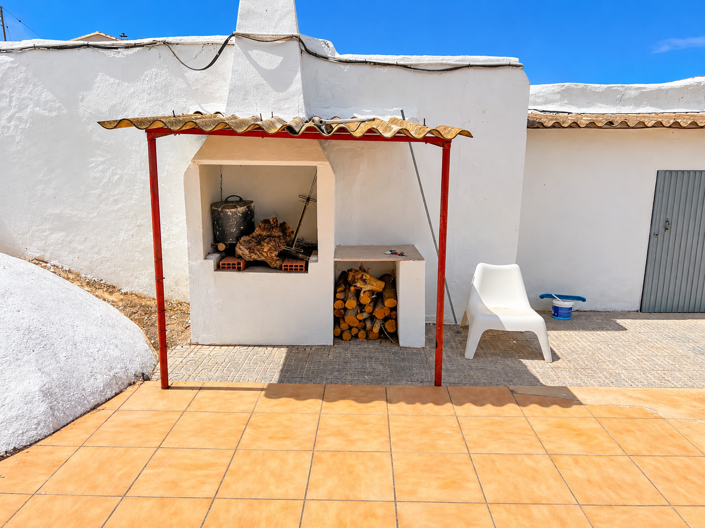 Image No.10-6 Bed Villa for sale