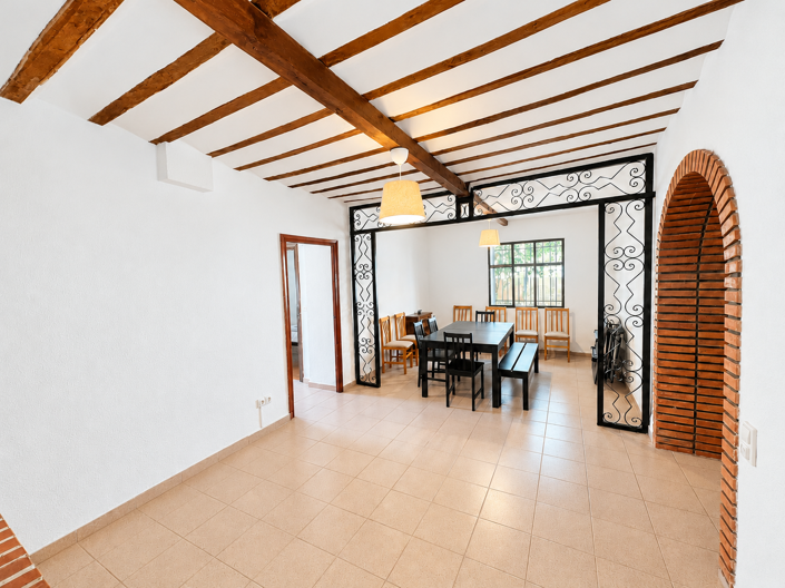 Image No.24-6 Bed Villa for sale