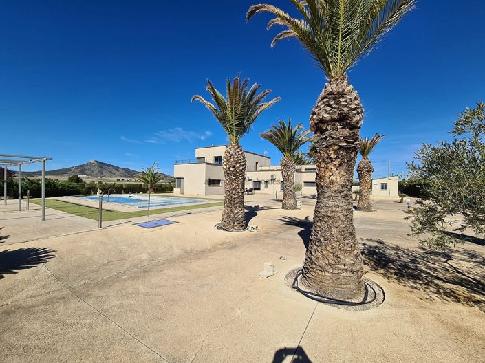 Image No.6-5 Bed Villa for sale