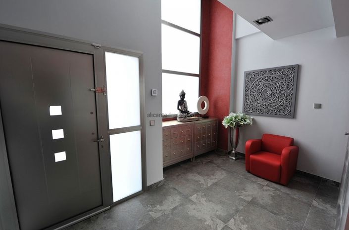 Image No.9-5 Bed Villa for sale