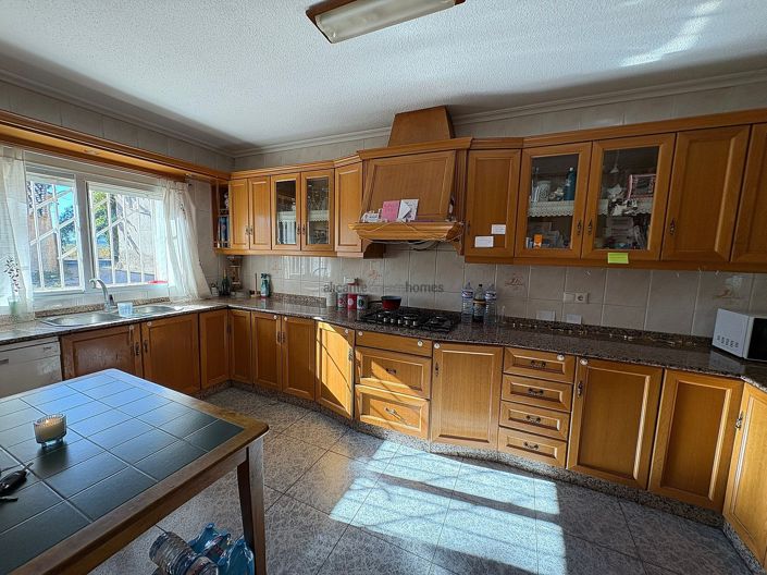 Image No.15-6 Bed Village House for sale