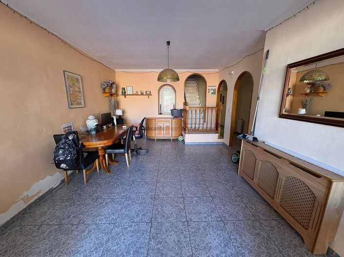 Image No.17-6 Bed Village House for sale