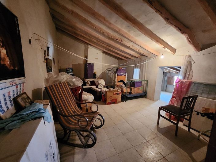 Image No.22-5 Bed Townhouse for sale