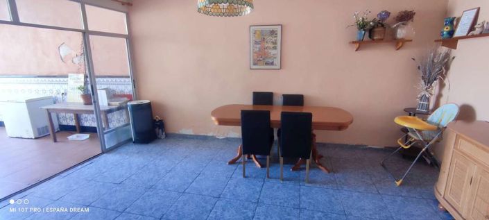 Image No.14-6 Bed Semi-Detached for sale