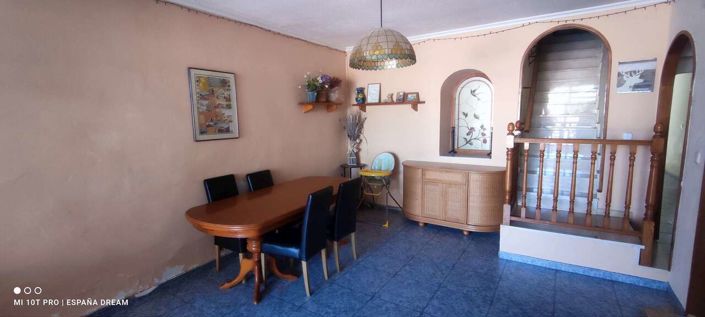 Image No.15-6 Bed Semi-Detached for sale