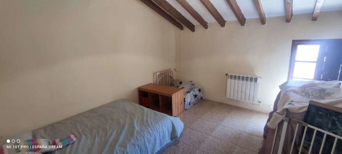 Image No.20-6 Bed Semi-Detached for sale