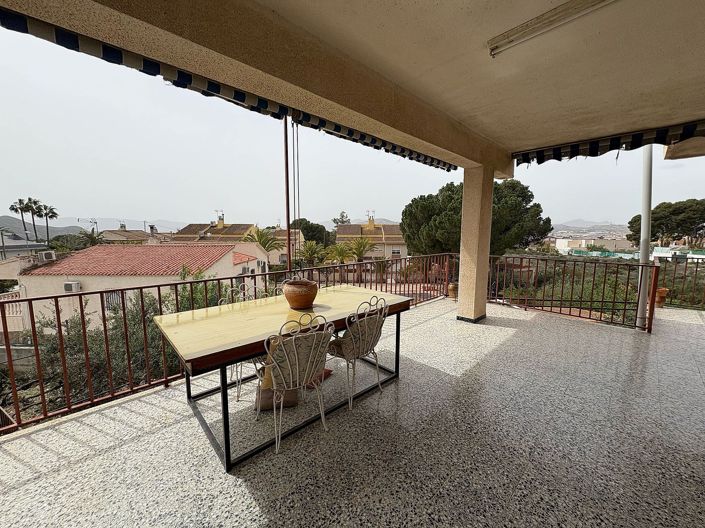 Image No.7-4 Bed Country House for sale