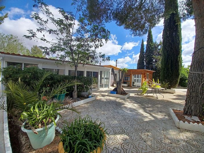 Image No.3-5 Bed Villa for sale
