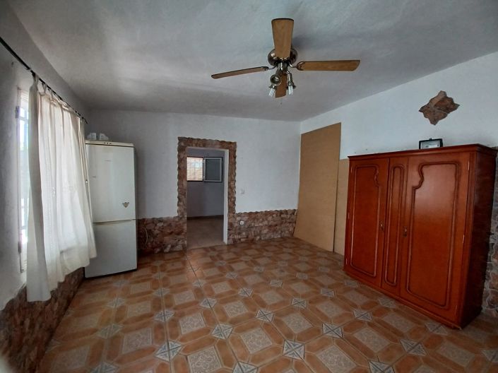 Image No.38-5 Bed Villa for sale