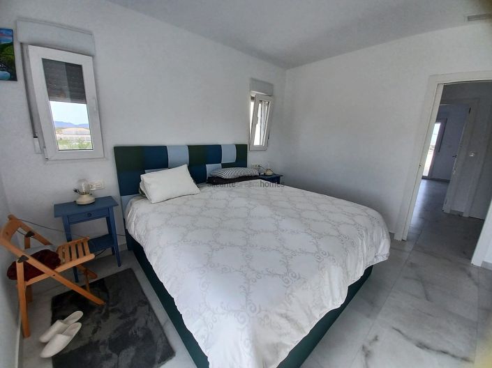 Image No.39-6 Bed Villa for sale