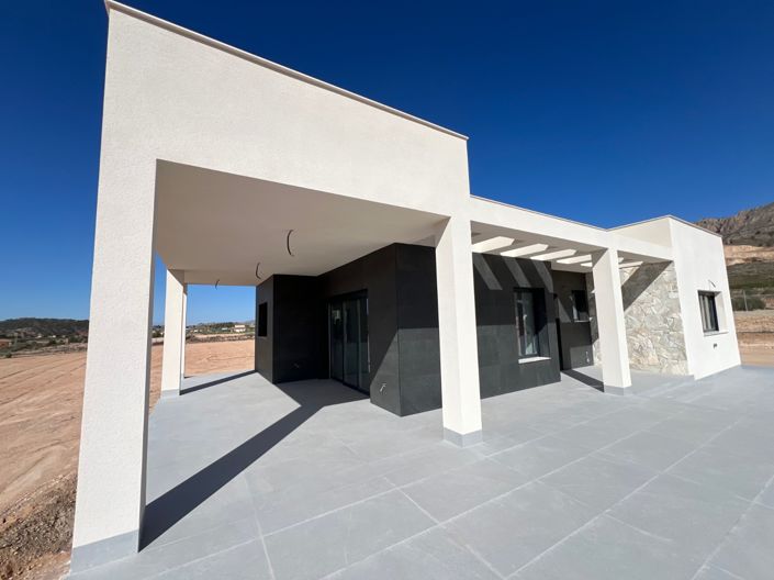 Image No.10-3 Bed Villa for sale