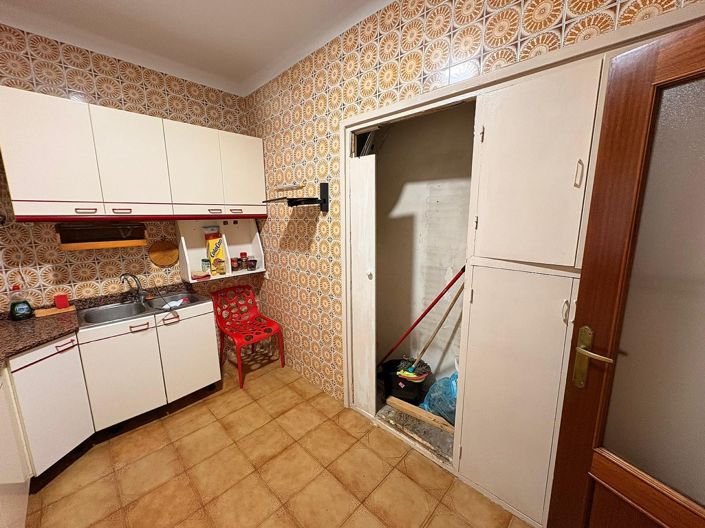 Image No.10-3 Bed Apartment for sale