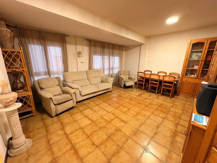 Image No.7-3 Bed Apartment for sale