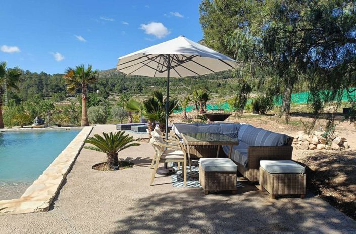 Image No.35-4 Bed Country House for sale