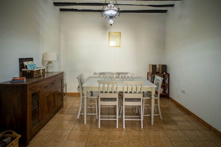 Image No.23-5 Bed Country House for sale