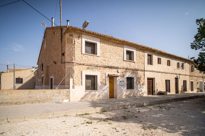 Image No.3-5 Bed Country House for sale
