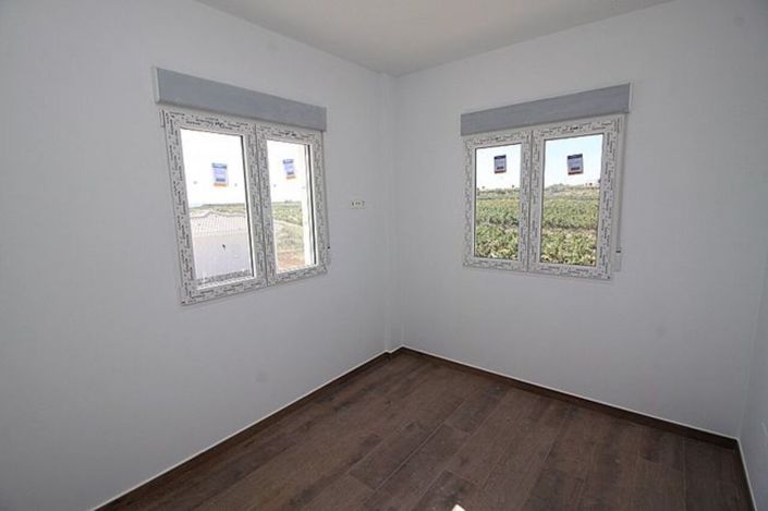 Image No.20-3 Bed Villa for sale