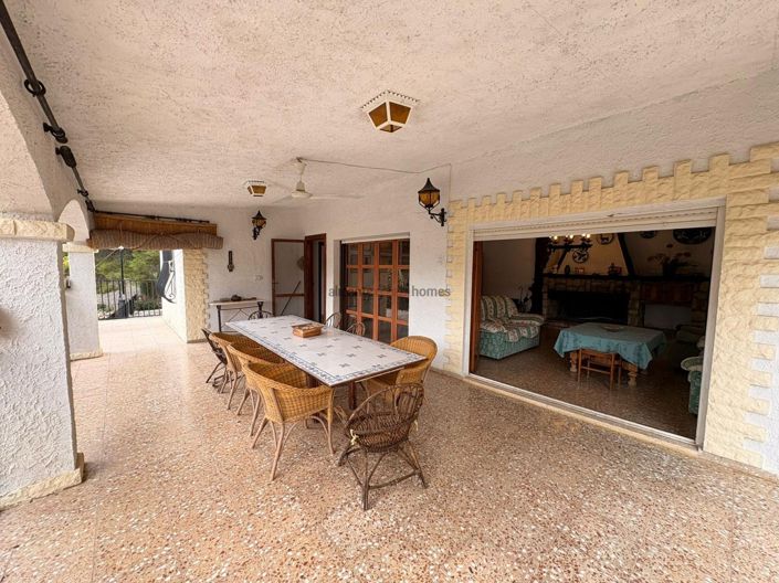 Image No.22-4 Bed Villa for sale
