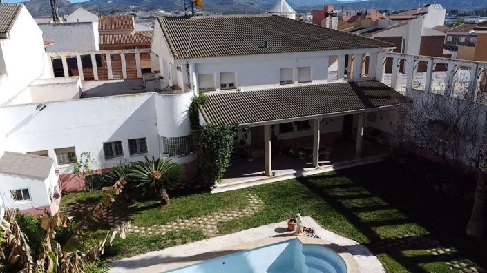Image No.4-6 Bed Villa for sale