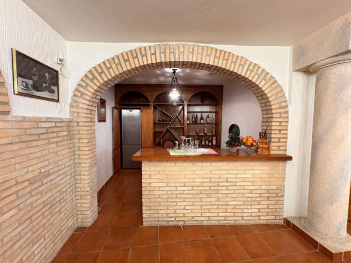 Image No.50-6 Bed Villa for sale