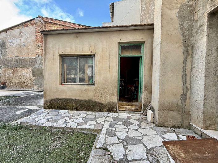 Image No.5-5 Bed Townhouse for sale