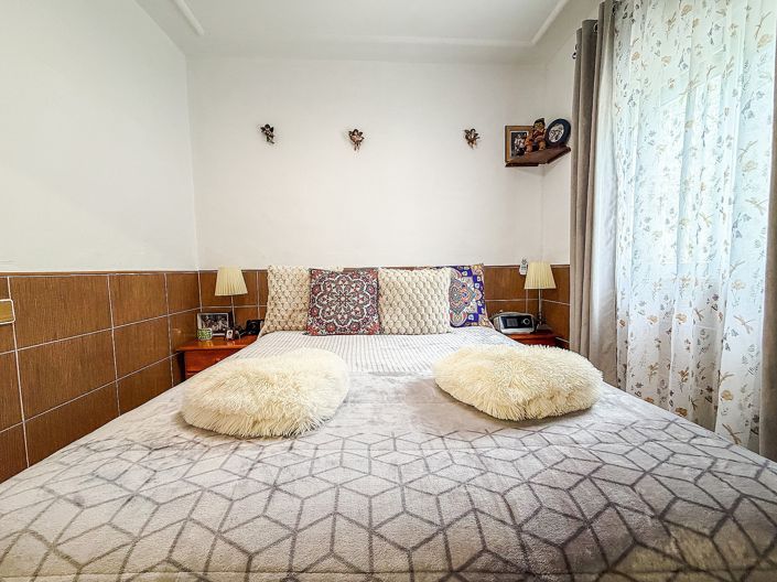 Image No.28-2 Bed Country House for sale